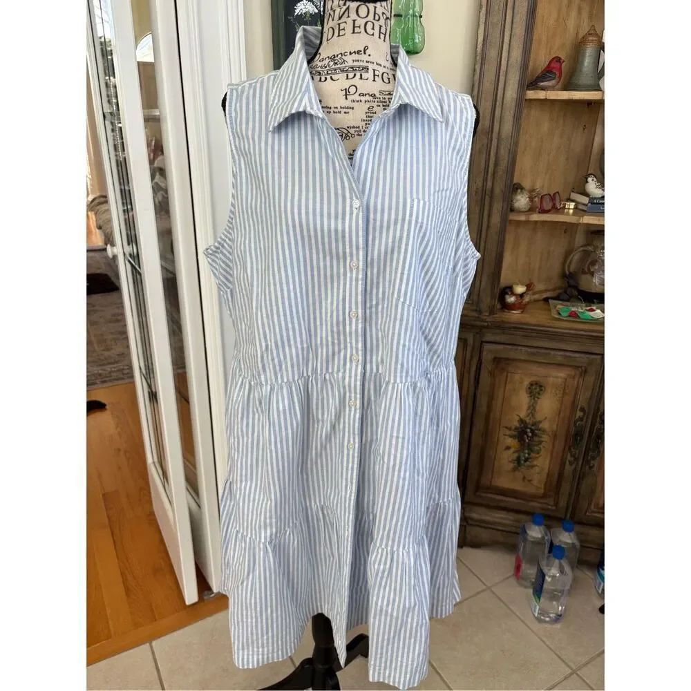 Crown & Ivy Sleeveless Button Up Tier Dress NWT
